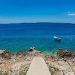 Marin Вилла *